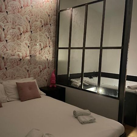 Royalroom2.0-Relaxing Spa & Luxury Apartments Lido di Ostia Ngoại thất bức ảnh